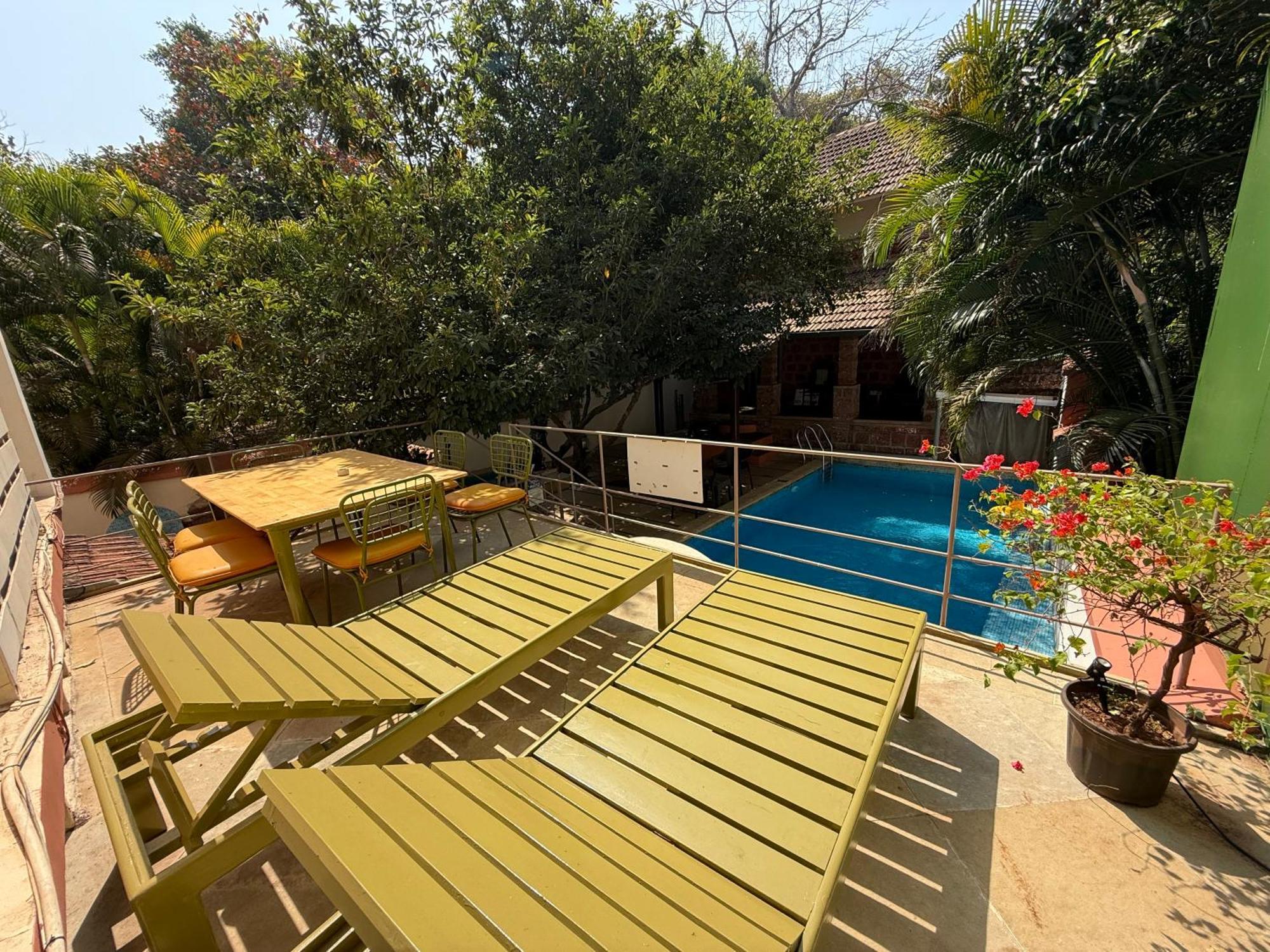 Lar Amorosa Boutique Hotel - Goa Calangute Eksteriør billede