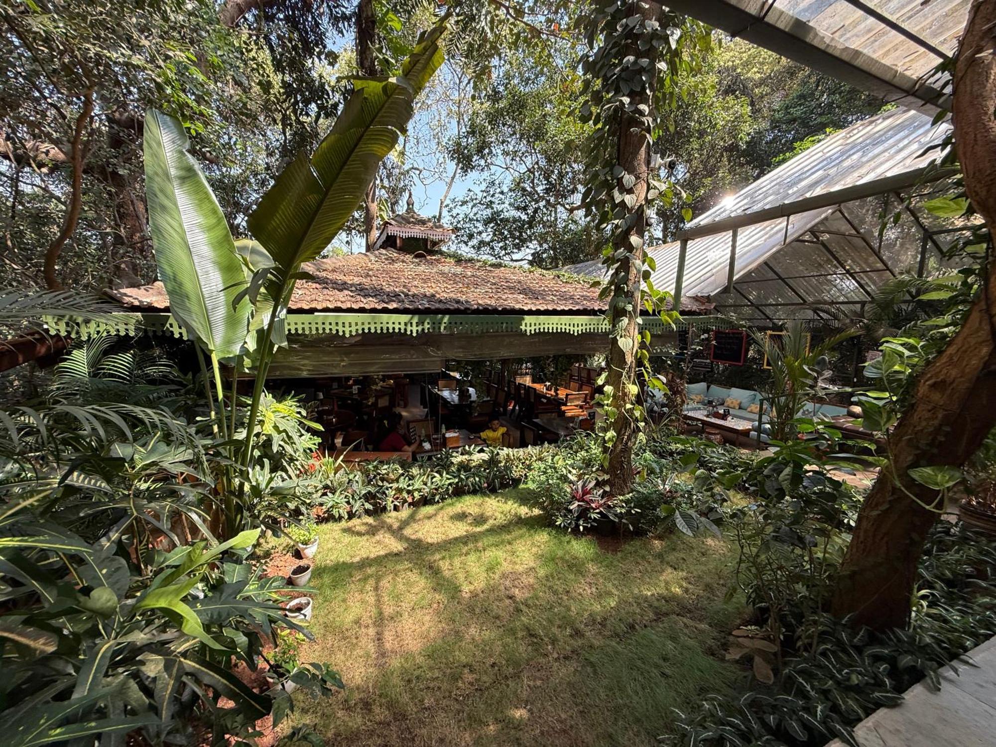 Lar Amorosa Boutique Hotel - Goa Calangute Eksteriør billede