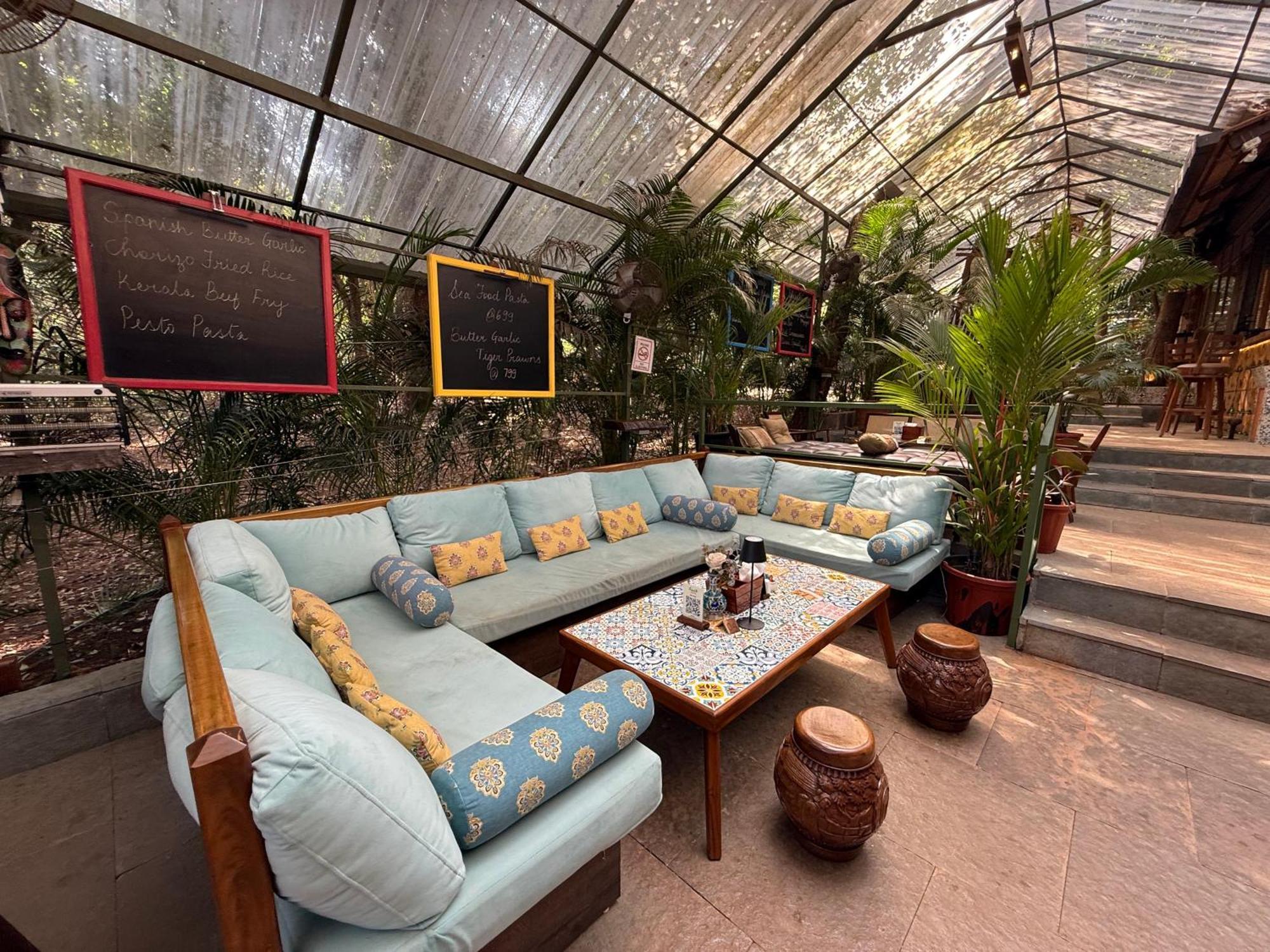 Lar Amorosa Boutique Hotel - Goa Calangute Eksteriør billede