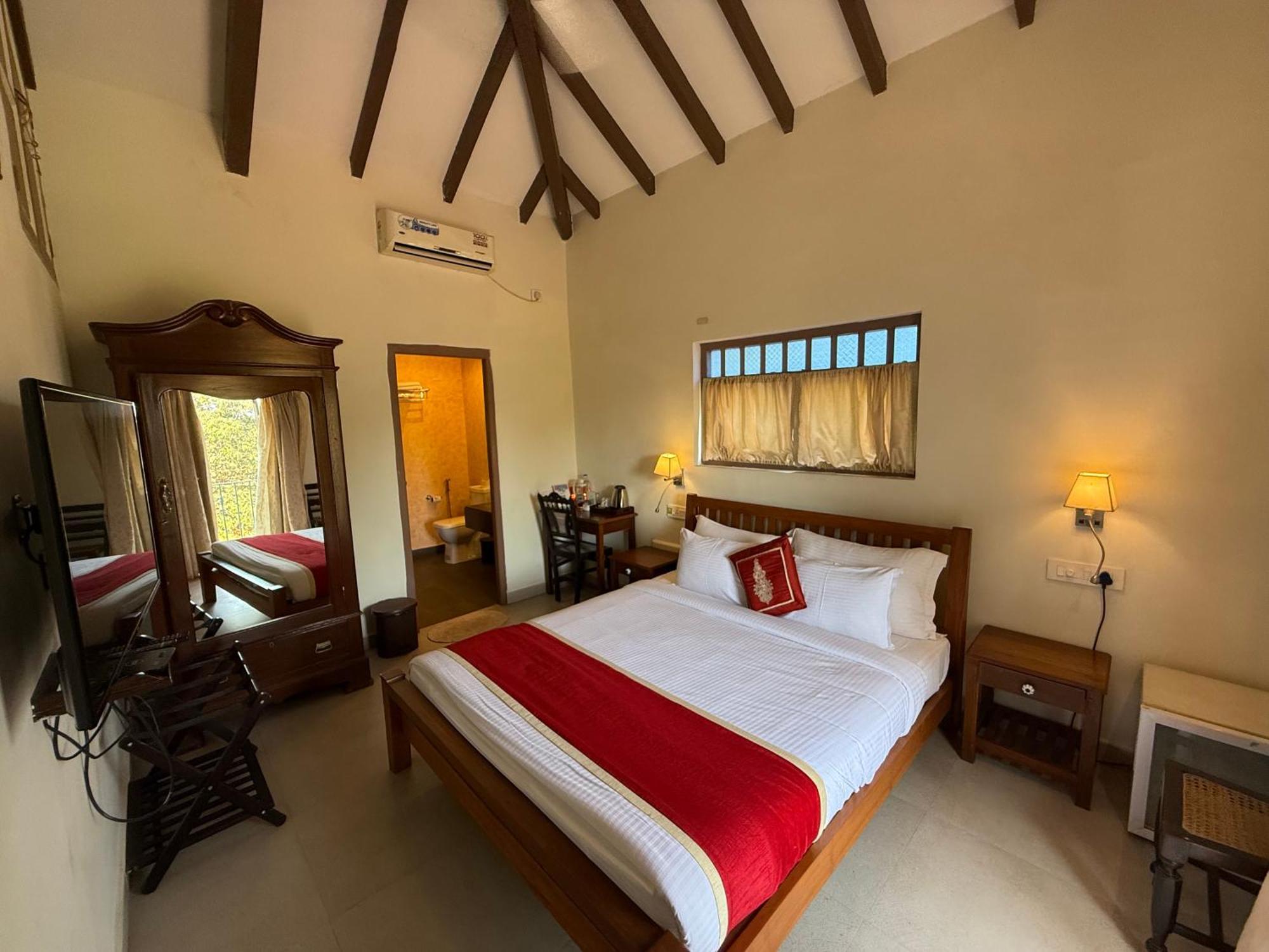 Lar Amorosa Boutique Hotel - Goa Calangute Eksteriør billede