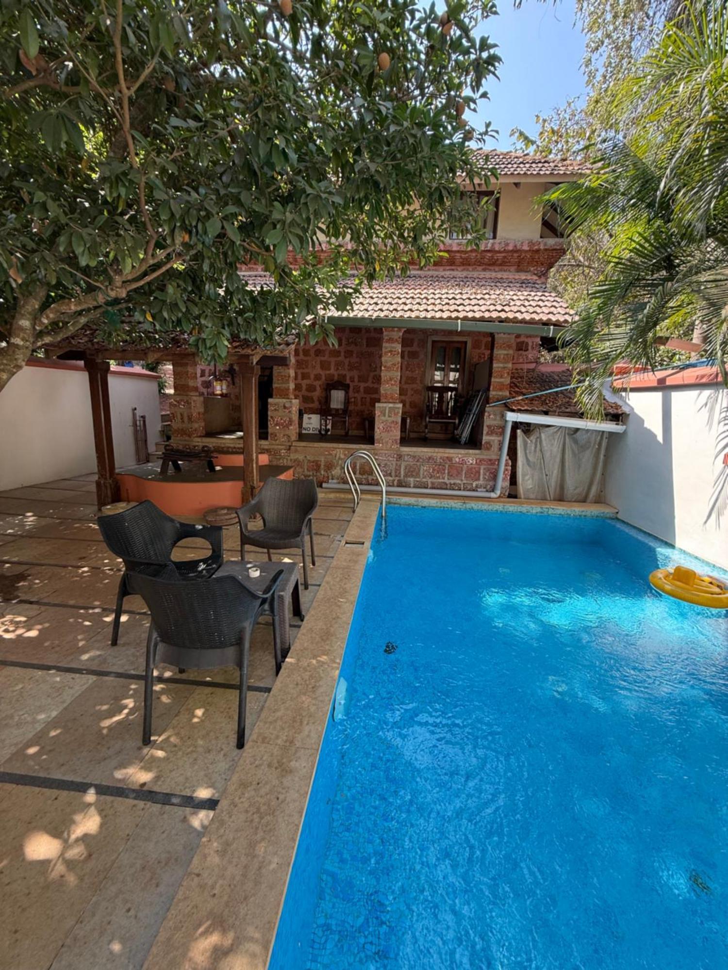 Lar Amorosa Boutique Hotel - Goa Calangute Eksteriør billede